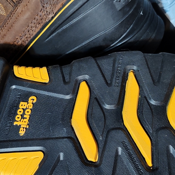 Work boots - Picture 4 of 6